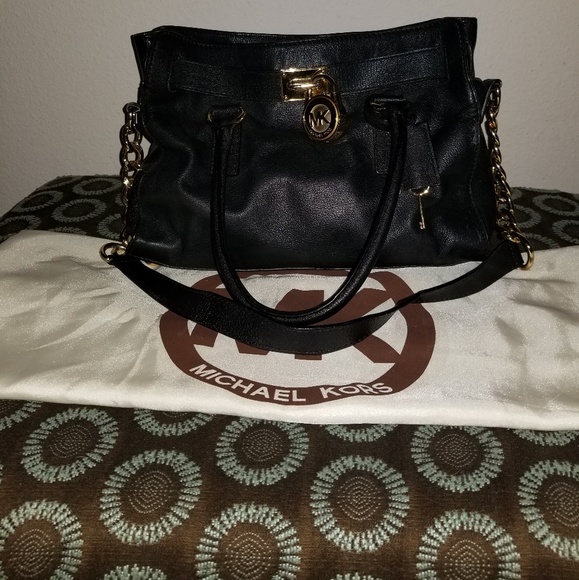 Michael Kors Handbags - Michael Kors Medium sized handbag
